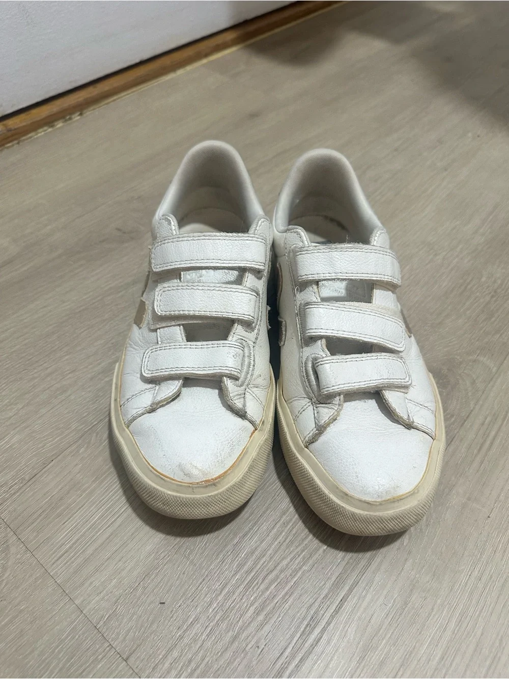 Veja Cream & copper Velcro Sneakers - Picture 2 of 2
